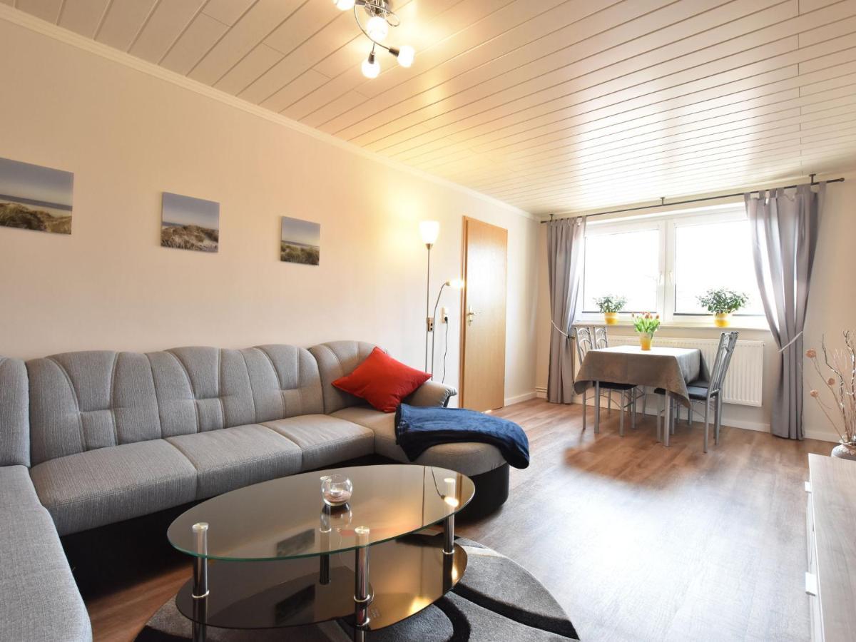 Apartment With Terrace In Warnkenhagen Warnkenhagen  Habitación foto